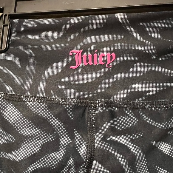 NEW Juicy Couture Sport Essential Crop Zebra Leggings High Waist Yoga Active - Picture 7 of 9
